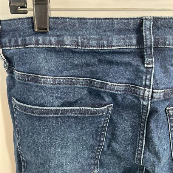 Calvin Klein Women's Slim boyfriend Medium Wash Jeans Size 8 - Picture 8 of 12